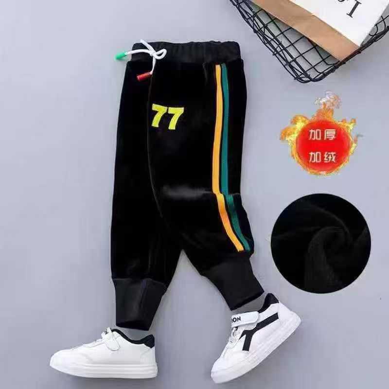 [爆竹][爆竹]5.9💰清腾仓库
5000件左右秋冬男女童新款双面加绒保暖一体绒运动印花刺绣卫裤，双面绒80%一体绒20%。整款。可穿3~8岁左右。4件一包。面料厚实有质感。反季节。亏本清。5.9💰秒杀