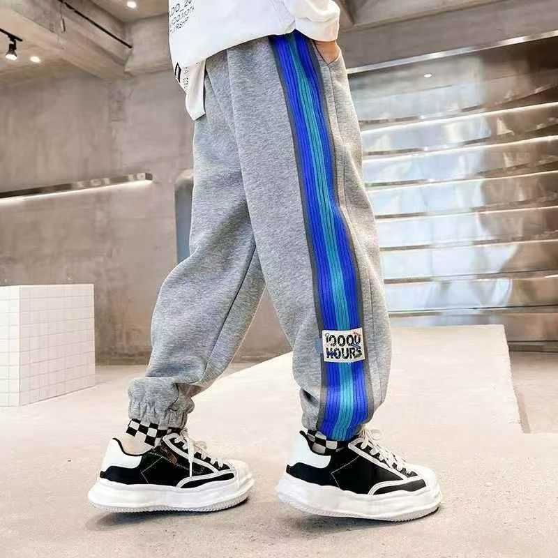 🍺男童裤子春秋潮童炸街童裤中大童拼色大条纹运动裤儿童休闲裤卫裤，独立包装带吊牌，120-160码，40件，8.8元清