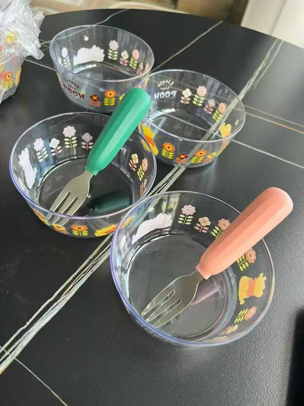 迪士尼儿童碗 沙拉碗
亚克力透明碗 质量嘎嘎好！
2000个左右 低价处理！